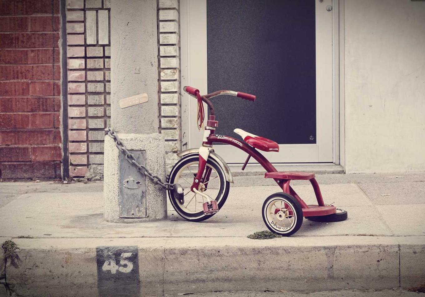 马尔斯哈密瓜爆珠（粗）：舟山企业注册代理机构电话