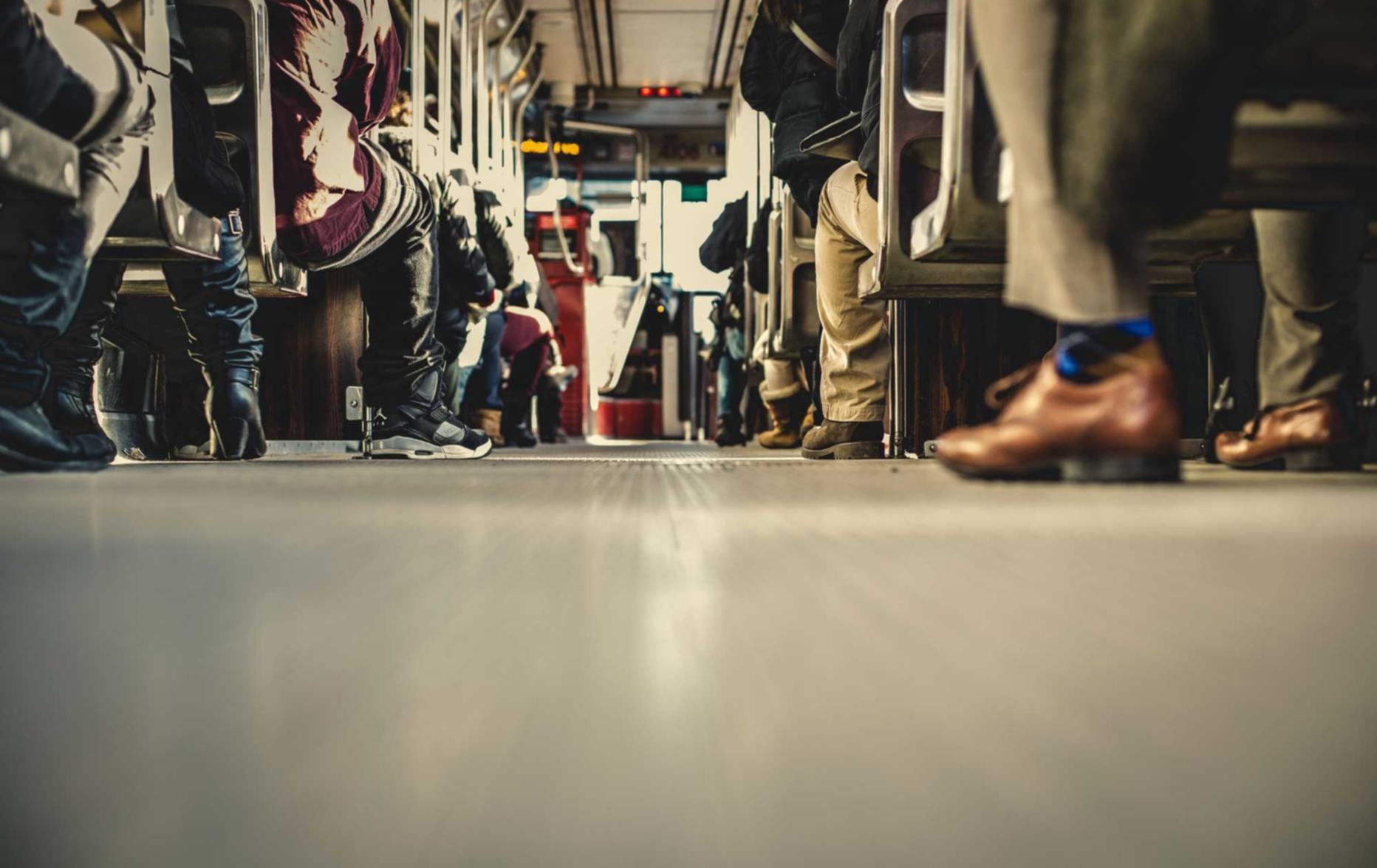 正规得流量卡：每年特定时间的营销短信