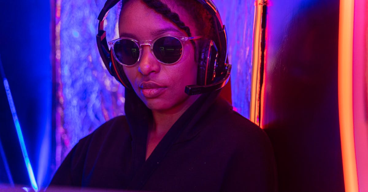 企业如何利用搜索引擎优化(SEO)提高网站排名?