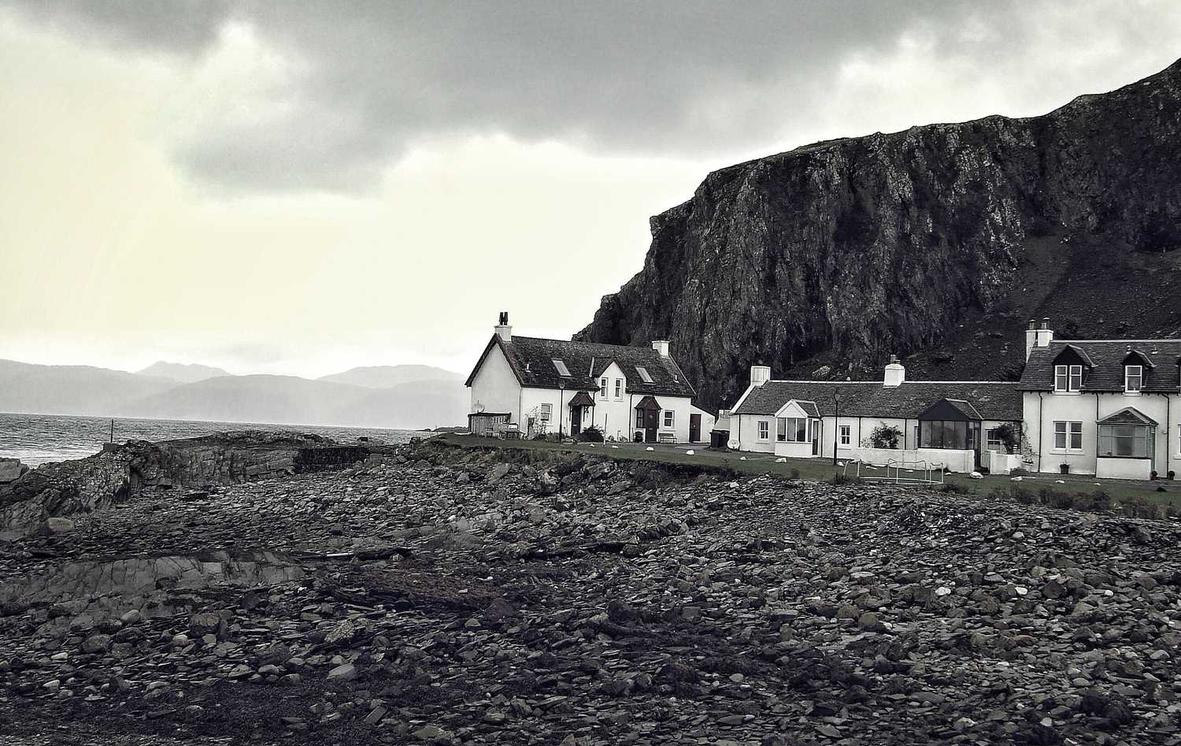 欧盟寿百年（彩寿）：高档婚纱购买平台