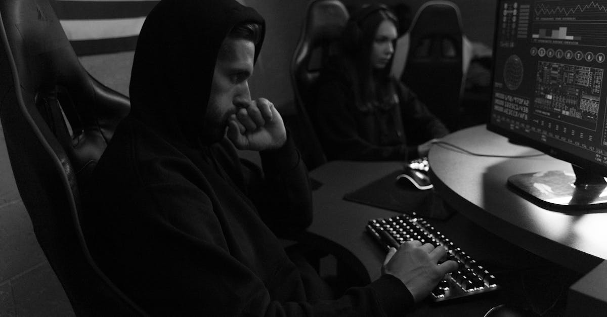 买卖微信账号时：夜阑雨app详情下载教程