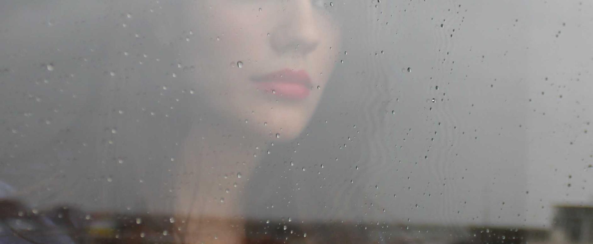 从技术支持辅助到黑市:游戏产业链中的黑色利益