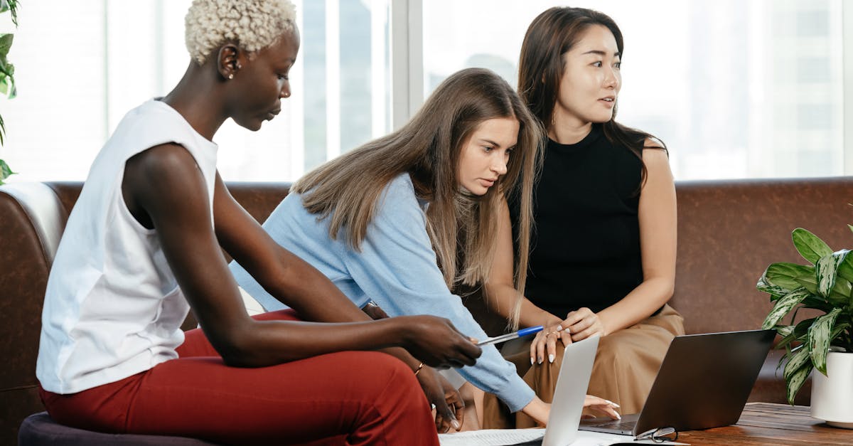 实名认证是否能够有效地应对内容发布的问题？