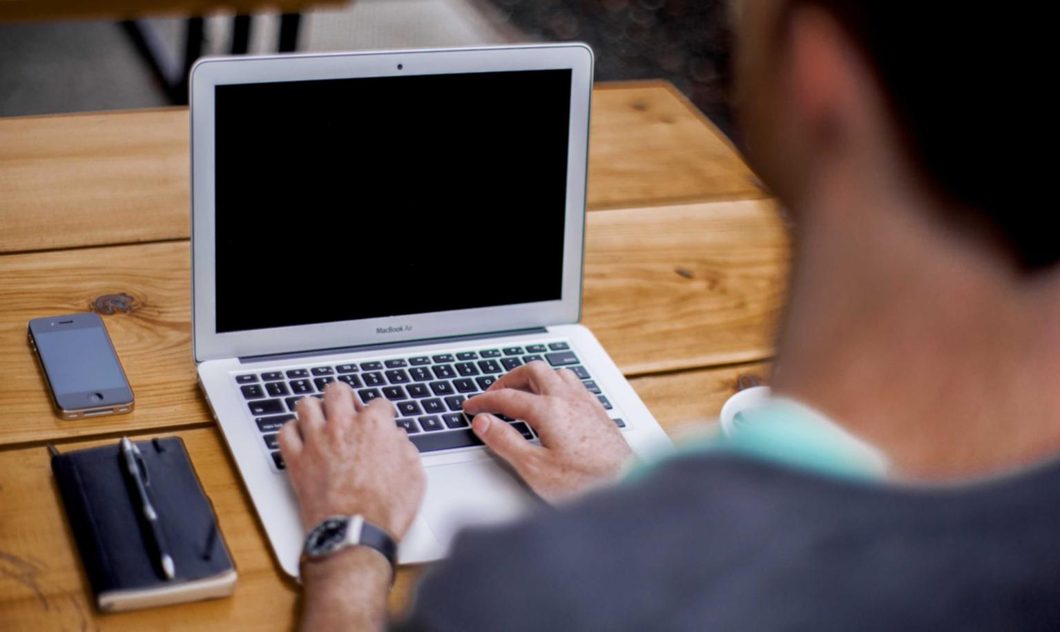 最强短信在线轰炸系统源码实名账号：线下购买平台最怕投诉哪里